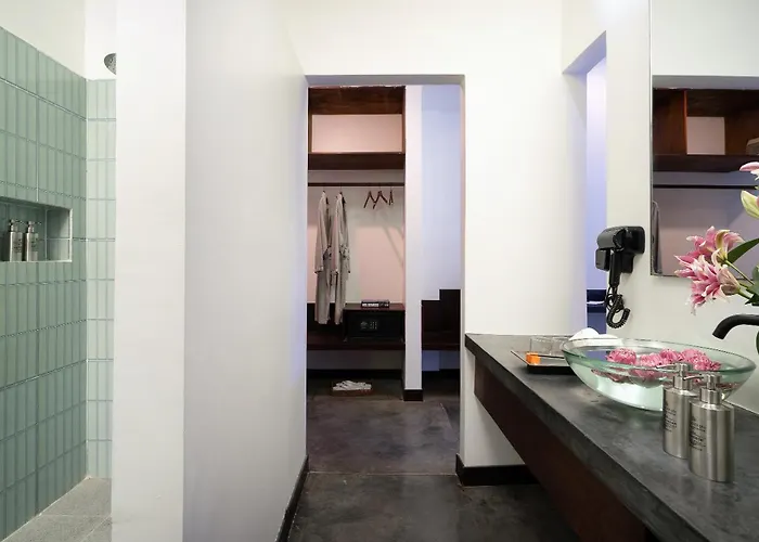 Indochine Serenity Boutique 4*